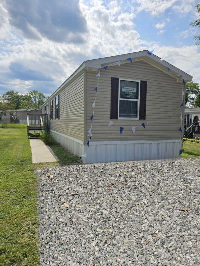 Mobile Home at 131 Don Derry, PA 15627