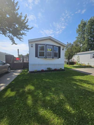 Mobile Home at 265 Meadows Circle E Wixom, MI 48393