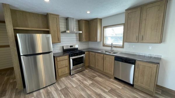 2022 Clayton Homes Inc Lifestyle Series Mobile Home