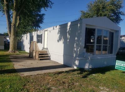 Mobile Home at Lot 22 - 407 Reid St Carlinville, IL 62626