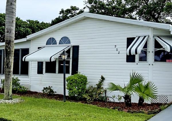 1992 Palm Harbor Manufactured Home