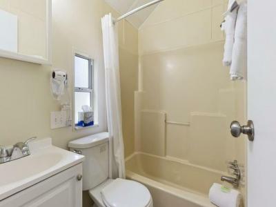 Photo 3 of 20 of home located at 2650 Holiday Trail #Tp56 Kissimmee, FL 34746