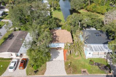 Photo 3 of 35 of home located at 10 Linden Falls Way Ormond Beach, FL 32174