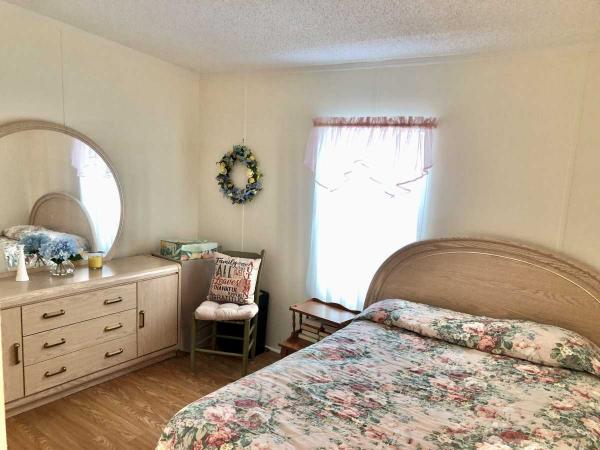 1995 2BD/2BA Mobile Home