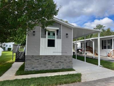 Photo 2 of 8 of home located at 52 Blue Spruce Ln. Hendersonville, NC 28739