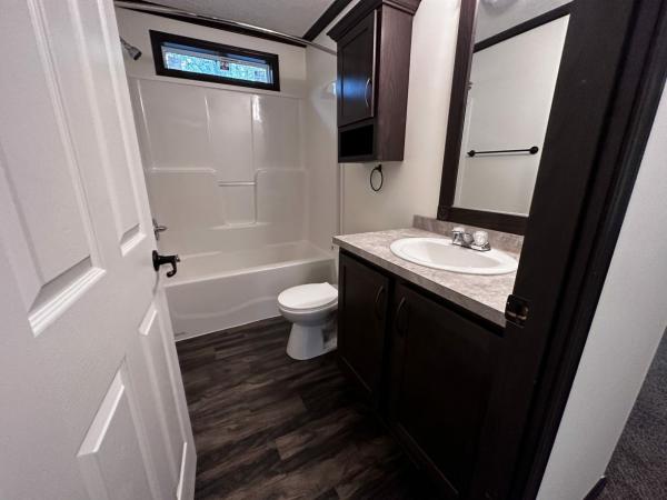 2018 Skyline 2285 Mobile Home