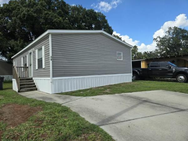 2017 LIVE OAK S-2403D Manufactured Home