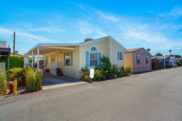 2004 Fleetwood Festival Manufactured Home