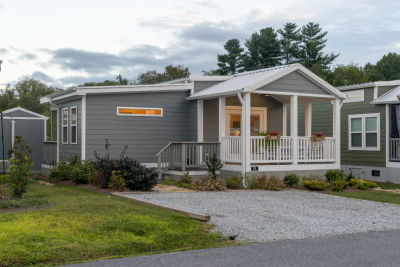 Mobile Home at 31 Strolling Easy Lane Flat Rock, NC 28731