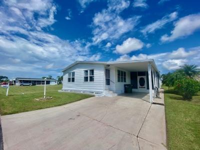 Photo 2 of 17 of home located at 456 Waveside Drive Melbourne, FL 32934