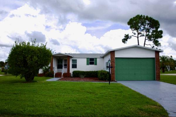 Photo 1 of 2 of home located at 10944 Lone Palm Ct. (46A) North Fort Myers, FL 33903