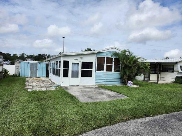 1990 Fleetwood Manufactured Home