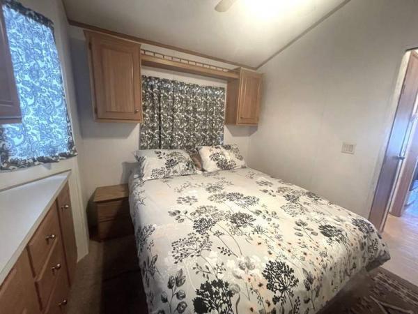 1998 Cavco Manufactured Home