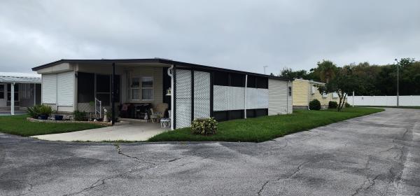 1979 TWIN Mobile Home For Sale