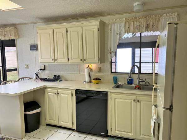 1990 Palm Harbor HS Manufactured Home