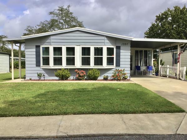 1985 TWIN Mobile Home