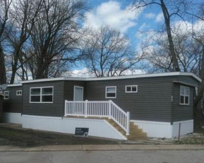 Mobile Home at 3601 Sheffield Ave Lot 106 Hammond, IN 46327