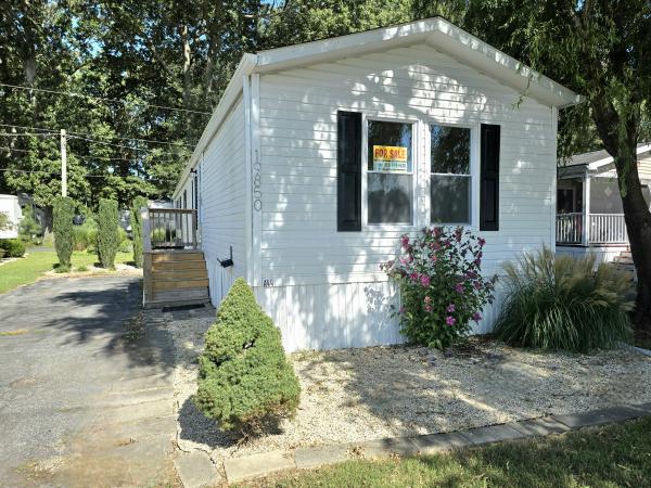 1998 Fleetwood Mobile Home For Sale