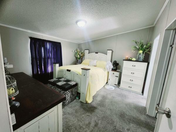 1996 SKYLINE BROOKSTONE Mobile Home