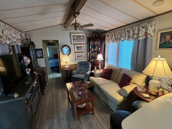 1988 Mobile Home