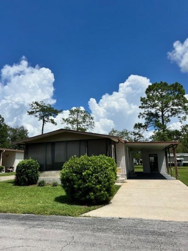 Photo 1 of 2 of home located at 6429 B Lakewood Dr Lot 0870 Ocala, FL 34480