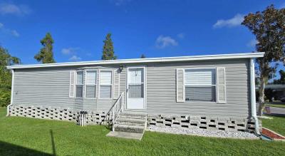 Mobile Home at 395 Lake Erie Lane Mulberry, FL 33860