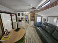 1985 Manufactured Home