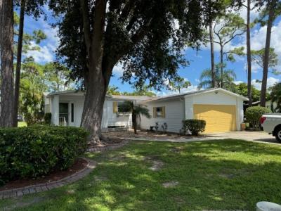 Mobile Home at 19422 Saddlebrook North Fort Myers, FL 33903