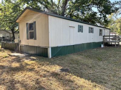 Mobile Home at 203 W Cherry Blossom Ln Wellington, KS 67152