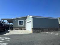 1999 Goldenwest GARAGE & 5 Car Parking  Mobile Home