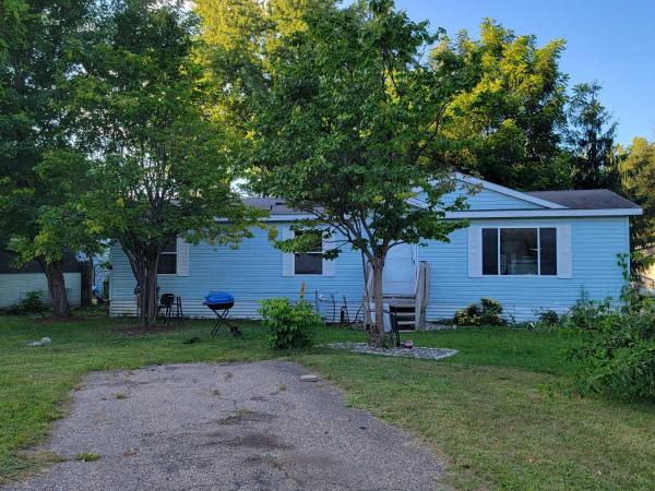 2000 Skyline Lexington Manufactured Home