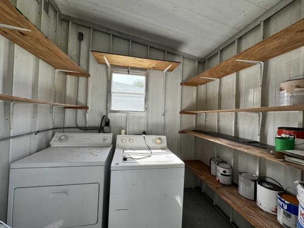 1980 Mobile Home