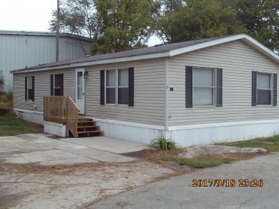 Mobile Home at 1 Ash Drive Marion, IA 52302