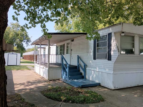 1974 Skyline Hillcrest Mobile Home