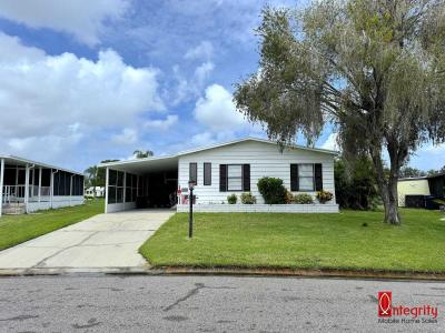 Mobile Home at 8024 Lakeview Drive North Ellenton, FL 34222