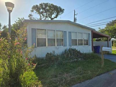 Mobile Home at 10675 Seminole Blvd, Lot 30 Largo, FL 33778