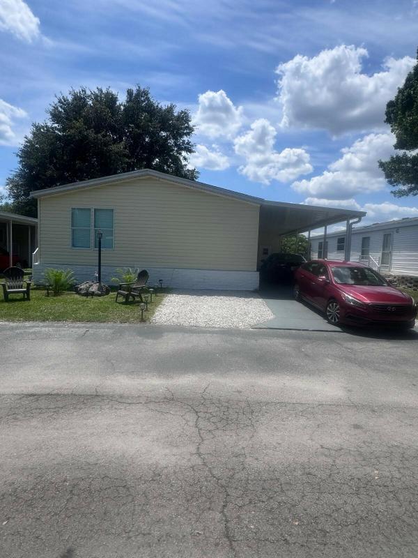 2005 Homes of Merit Mobile Home For Sale