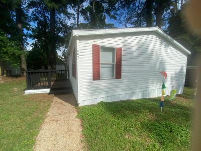 Mobile Home at 807 Meadow Lane Huntsville, TX 77340