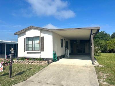 Mobile Home at 1007 Acorn Trail Wildwood, FL 34785