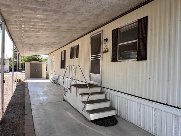 1982 Schult Manufactured Home