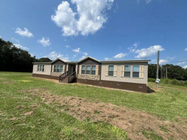 Photo 1 of 2 of home located at 8419 Highway 614 Moss Point, MS 39562