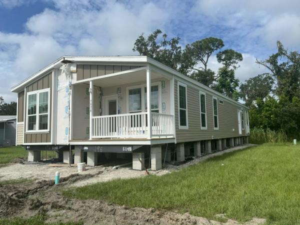 2024 Skyline - Ocala *Bayshore w/ Rear Porch Mobile Home