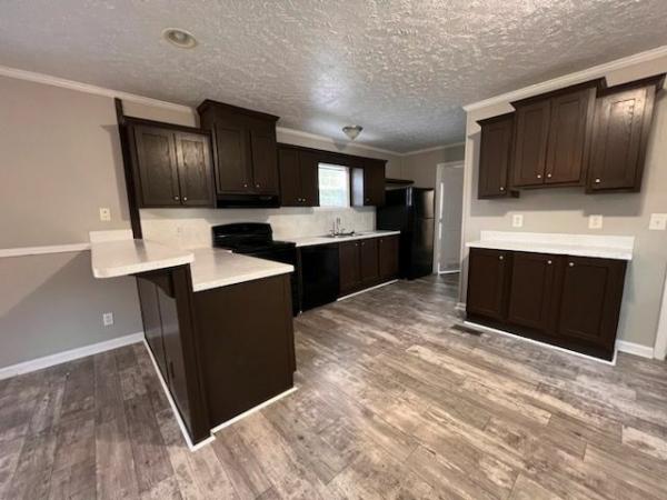 2016 Clayton Homes Inc YES Mobile Home