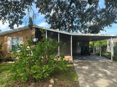 Mobile Home at 125 Sky Ridge Dr Lot 426 Valrico, FL 33594