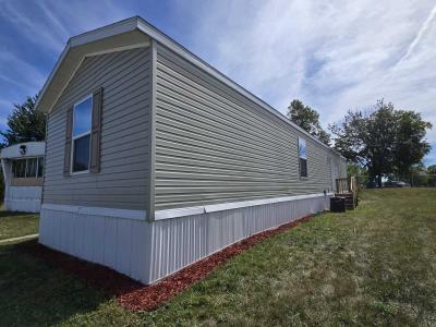 Mobile Home at 5712 Heather View Fort Wayne, IN 46818