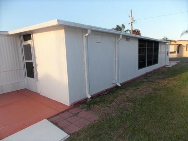 1974 Single Wide Mobile Home