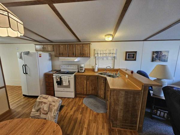 1986 Redman Manufactured Home