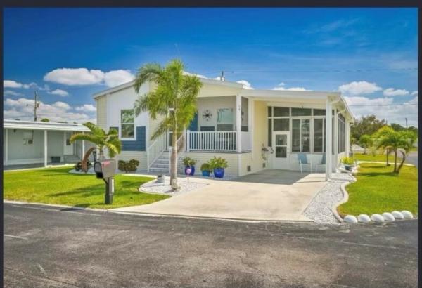 2022 Palm Harbor PHH340FL2122554ab Mobile Home