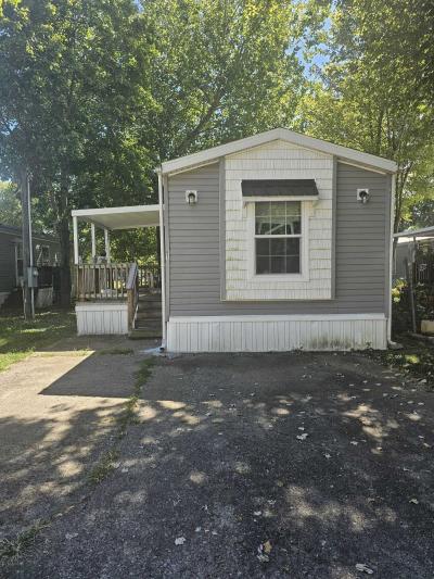 Mobile Home at 3416 Kramers Ln #97 Louisville, KY 40216