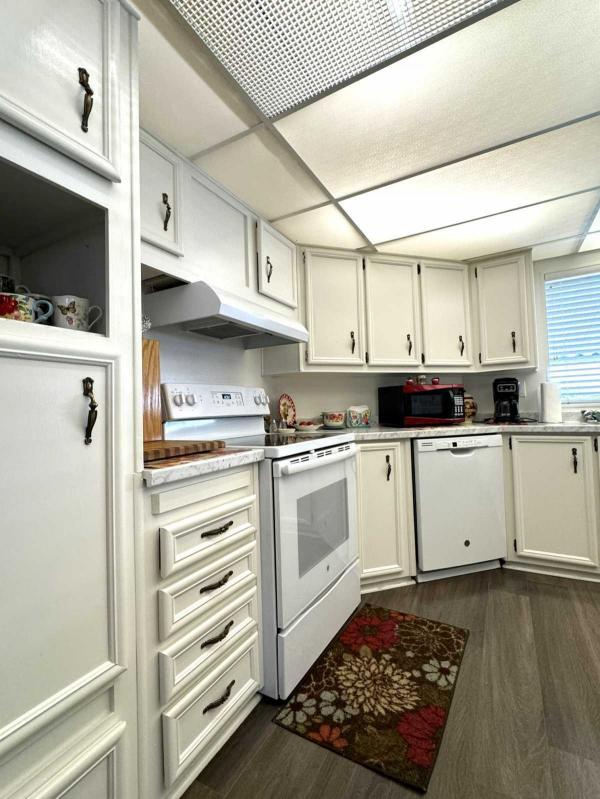 1980 Golden West Key Biscayne Mobile Home